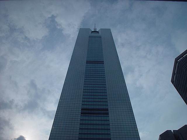 800px-Guangzhou_citic_plaza3